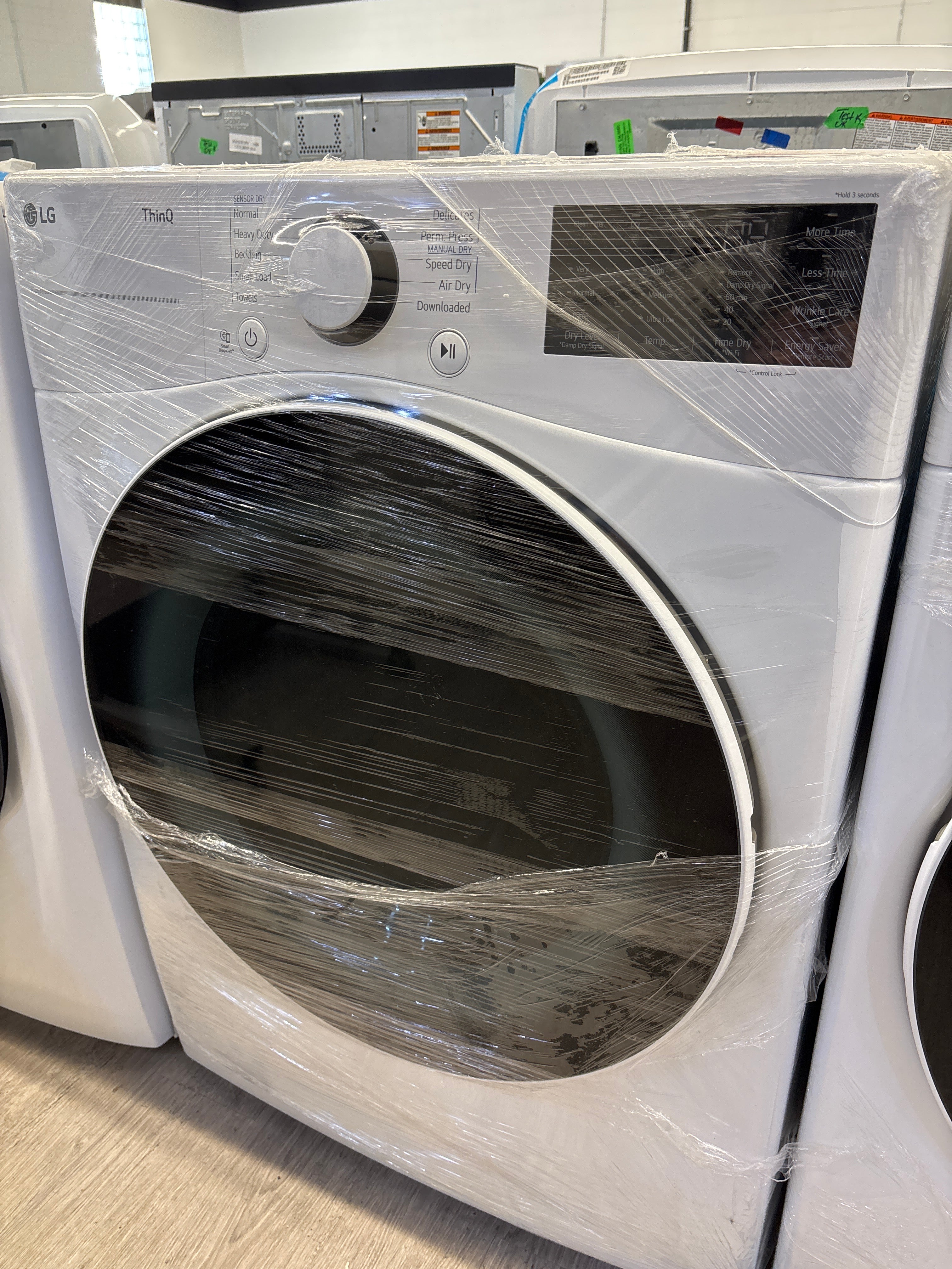 NEW - LG 27” Front Load Dryer - DLE3600W (1 YEAR MANUFACTURER WARRANTY)