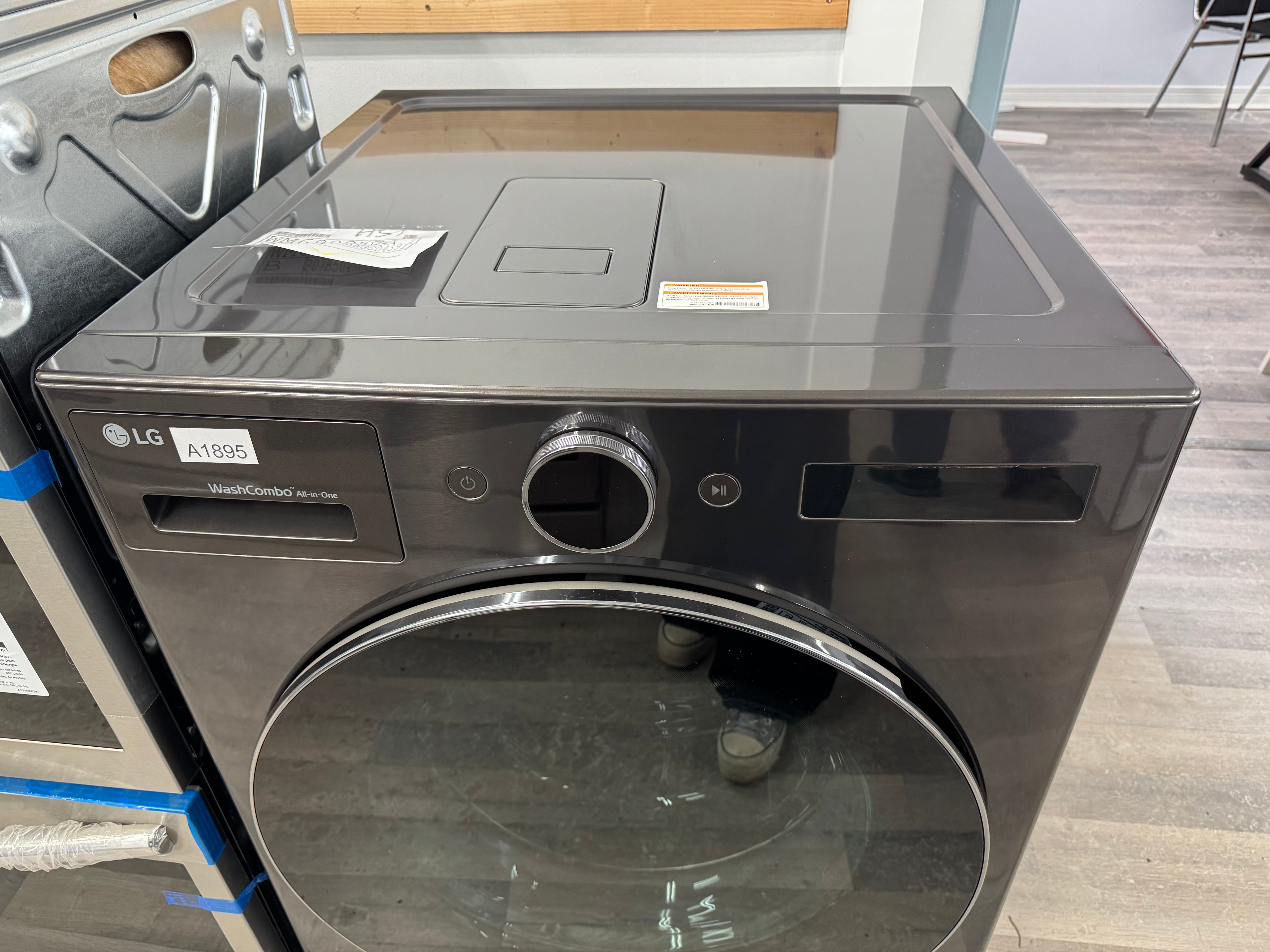 NEW - LG 27” All-in-One WashCombo - WM6998HBA (1 YEAR MANUFACTURER WARRANTY)