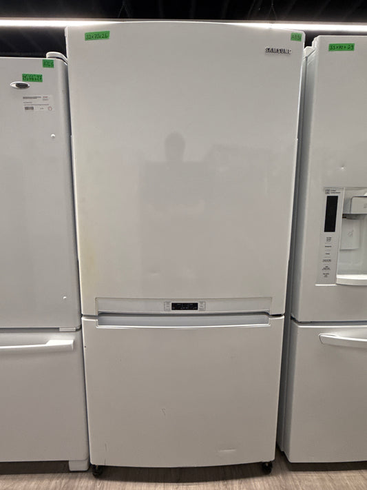 Samsung 32" Bottom-Freezer Refrigerator -RB194ACWP
