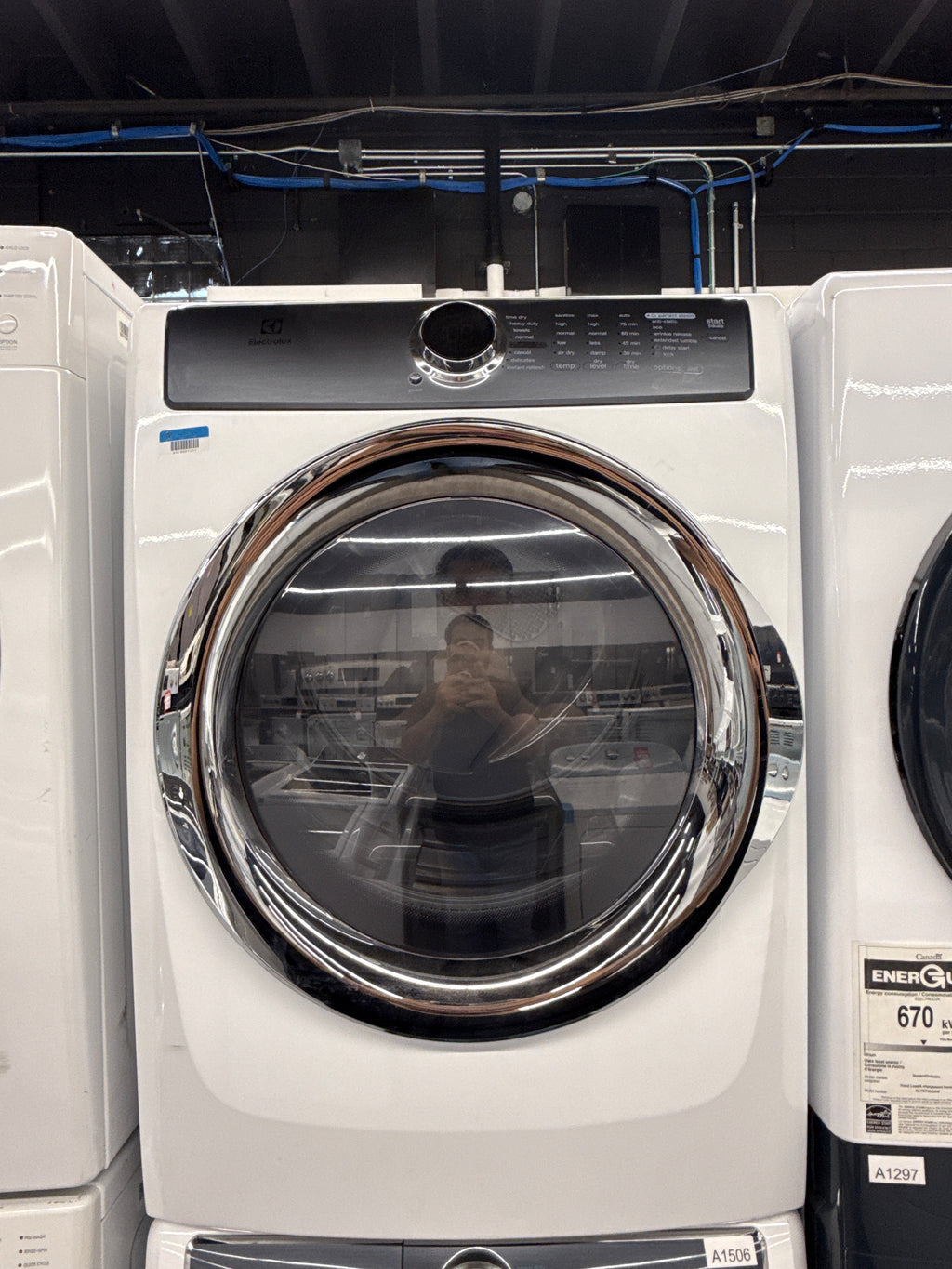 Electrolux 27" Front Load Washer & Dryer Set (EFLS617SIW0 & EFMC517SIW0)