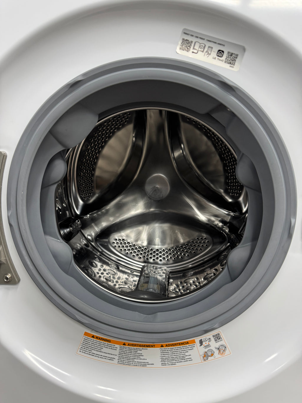 NEW - LG 24” WashTower - WKHC152HA (1 YEAR MANUFACTURER WARRANTY)