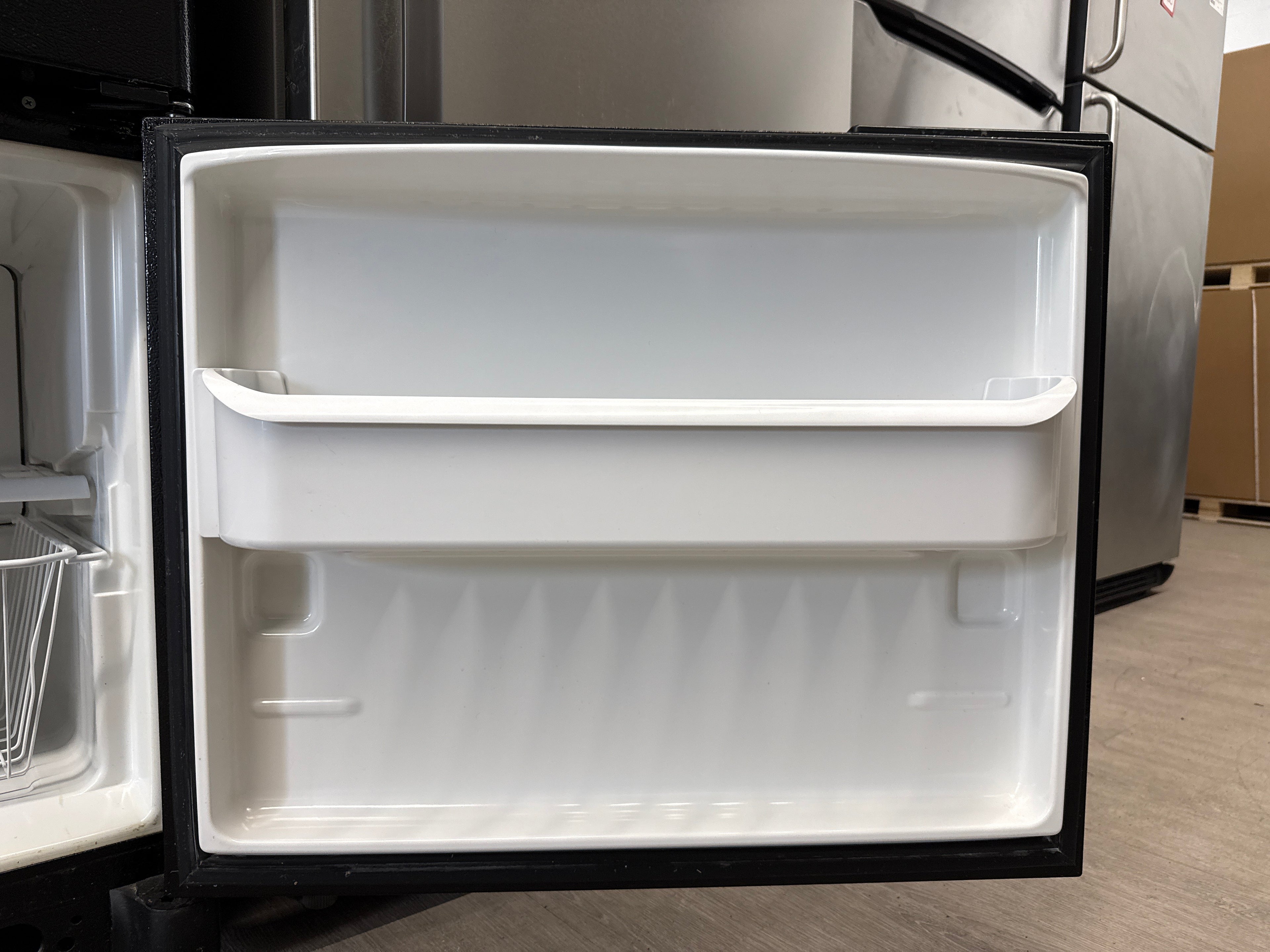 Kenmore 30” Bottom Freezer Refrigerator - 596.67949601