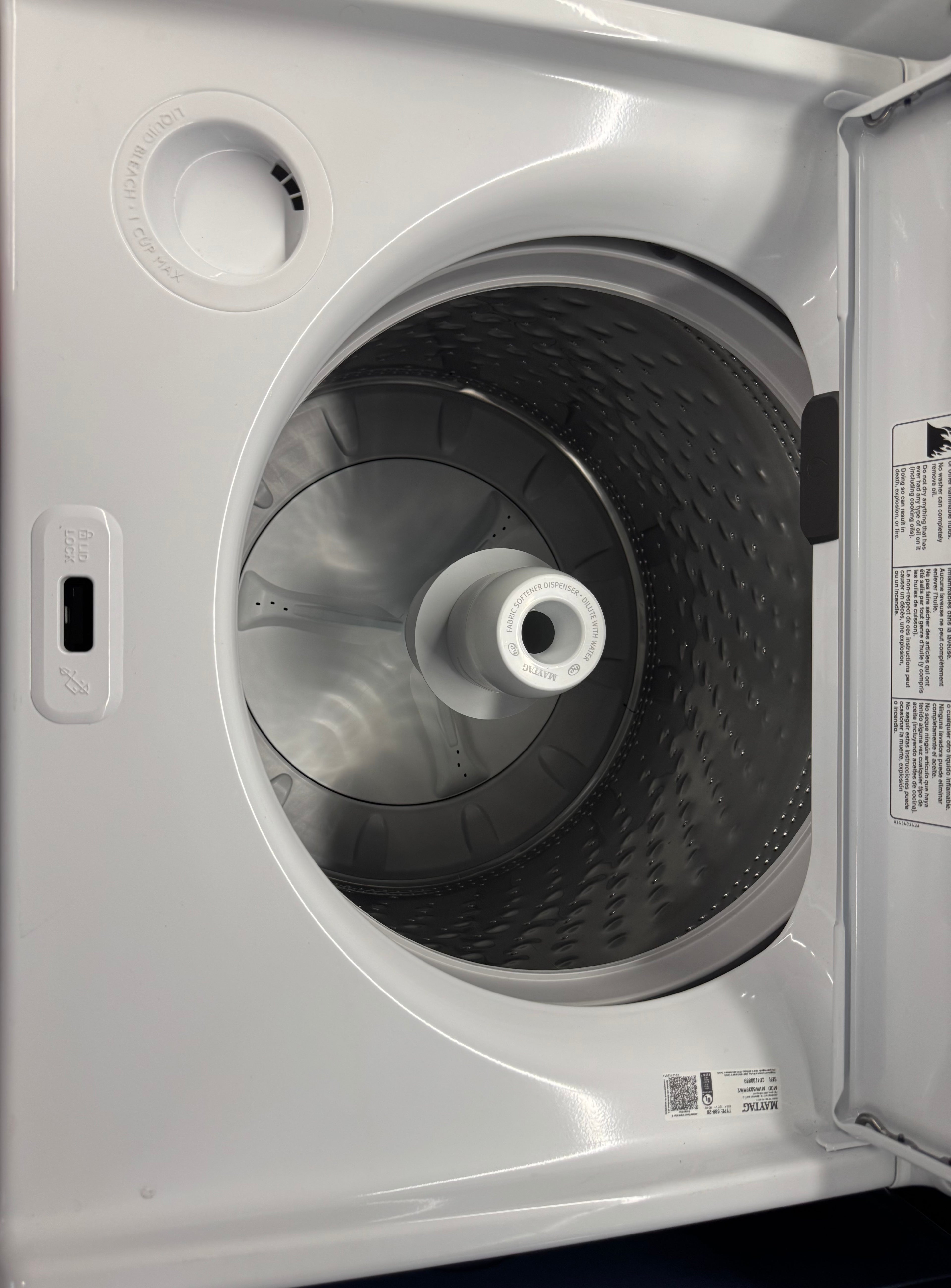 OPEN BOX - Maytag 28” Top Load Washer - MVW5035MW2