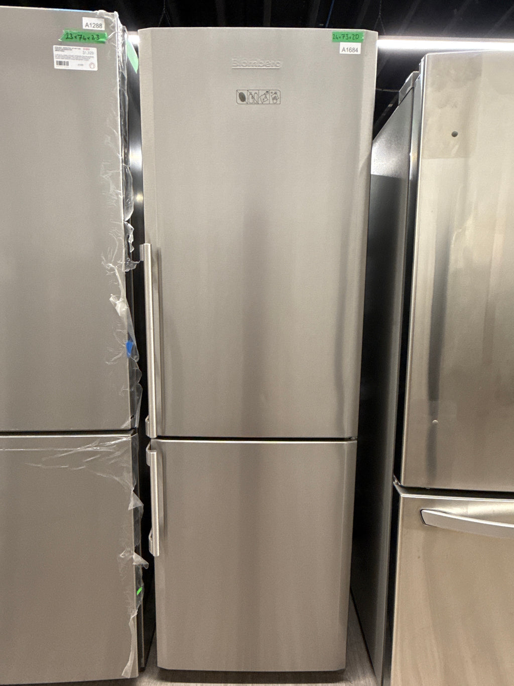 BLOMBERG 24” Bottom Freezer Refrigerator - K60320HU