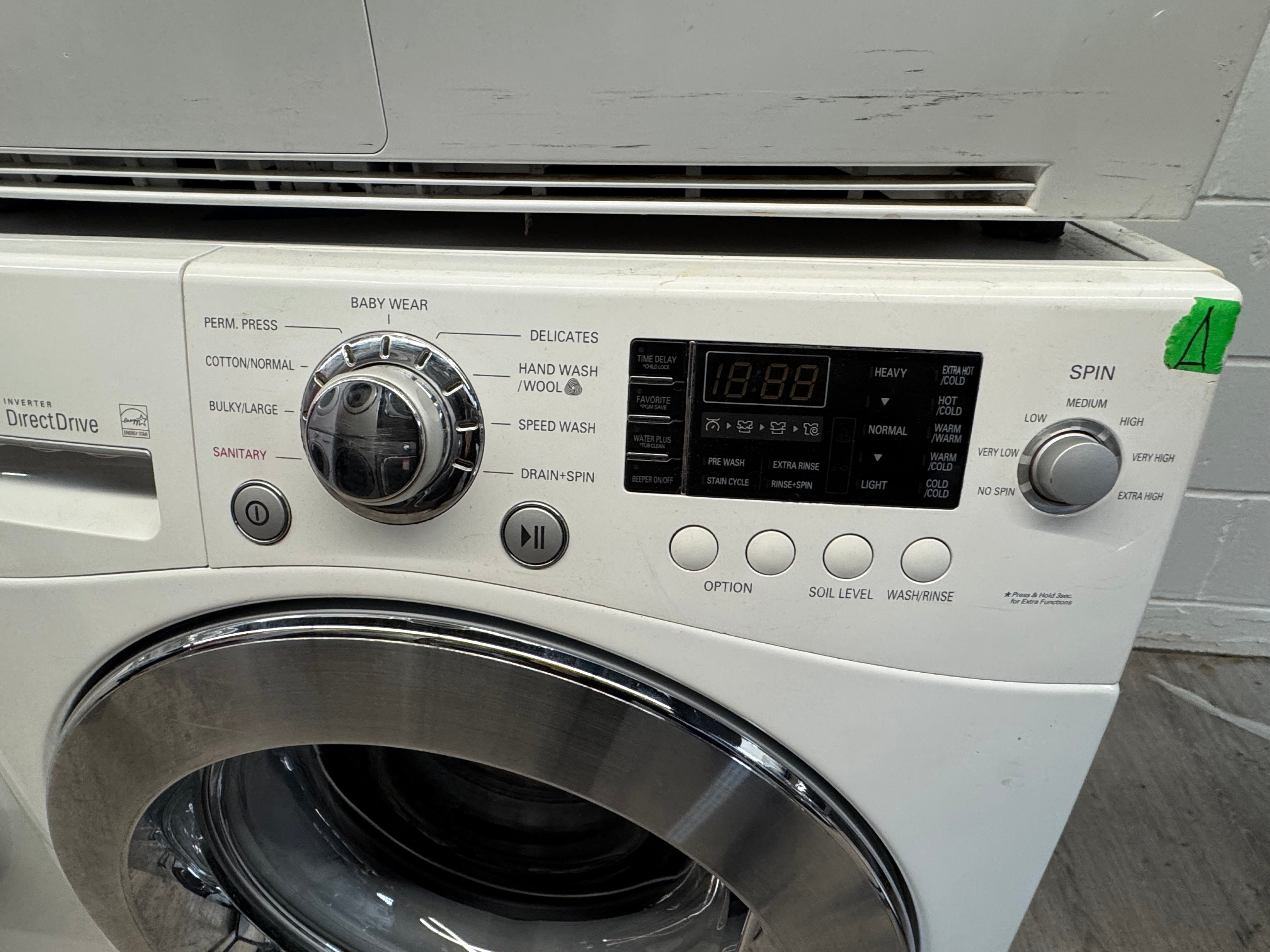 LG 24” Front Load Washer & Dryer Set (WM1355HW & DLEC855W)