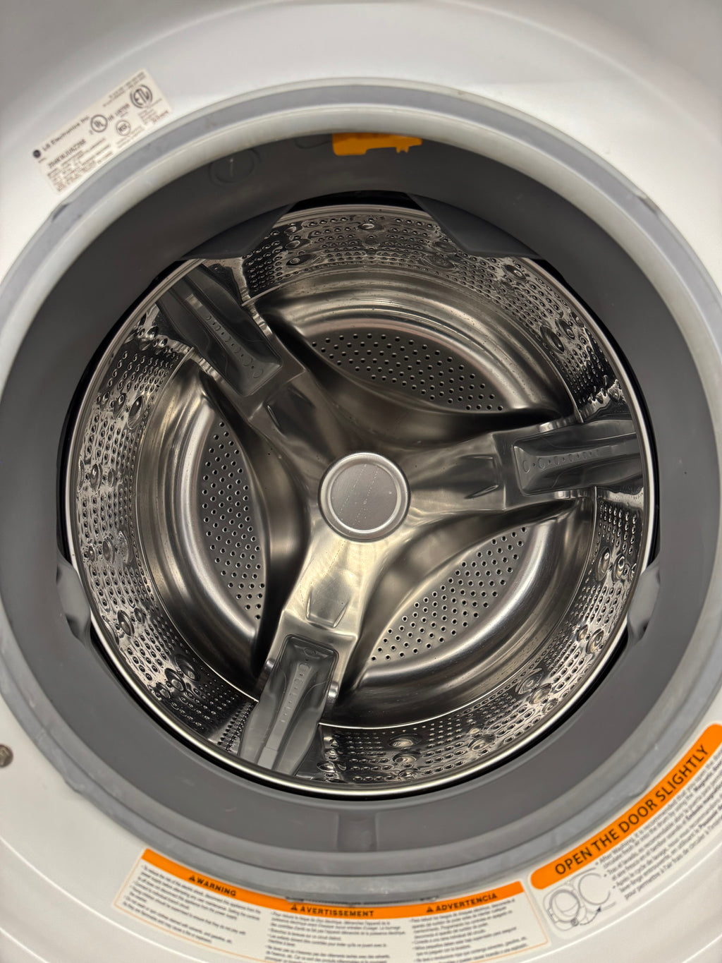 LG 27” Front Load Washer - WM3070HWA