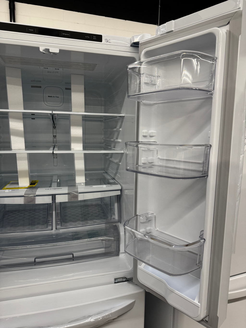 NEW - LG 30” French Door Refrigerator - LRFNS2200W (1 YEAR MANUFACTURER WARRANTY)