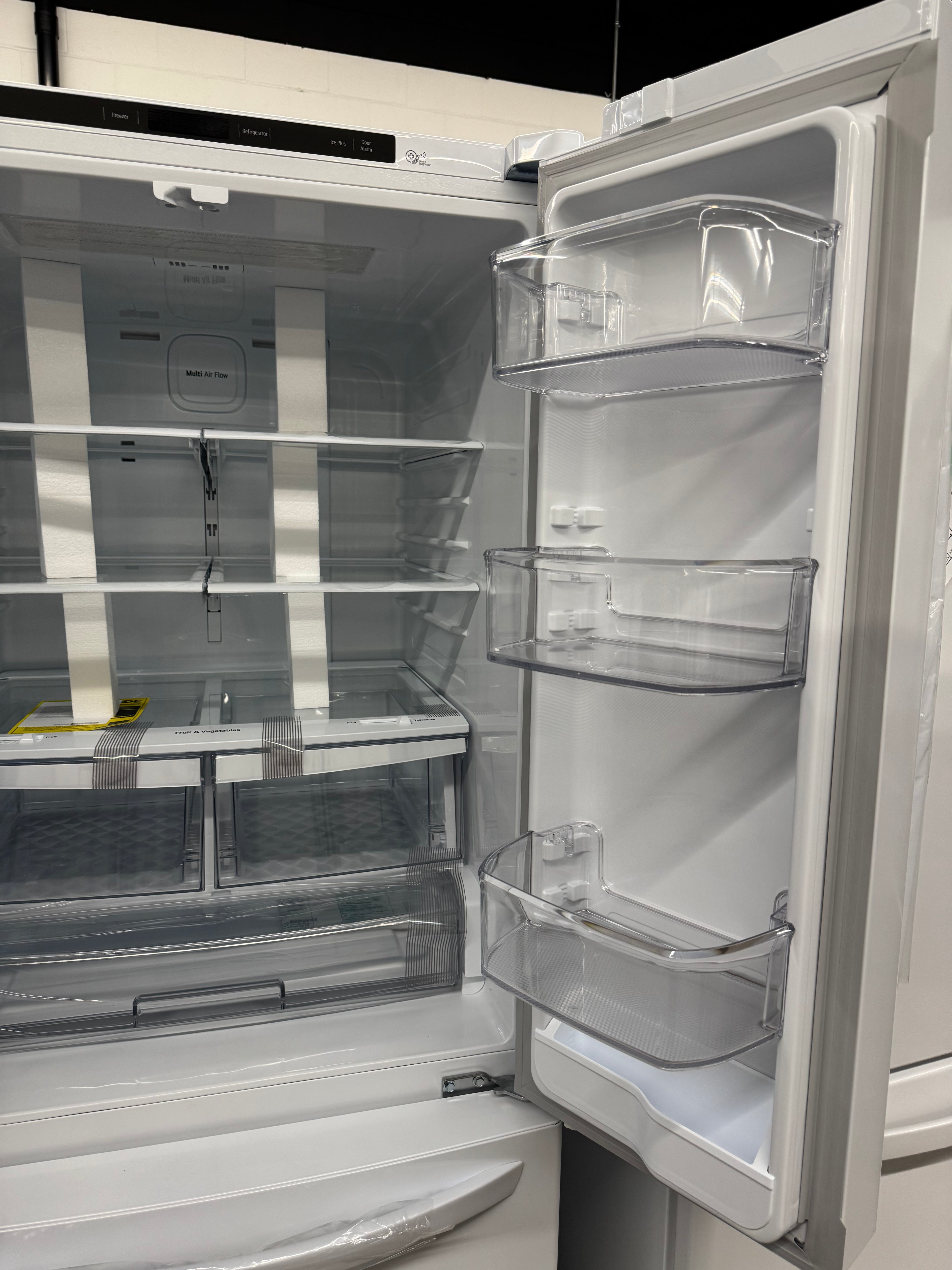 NEW - LG 30” French Door Refrigerator - LRFNS2200W (1 YEAR MANUFACTURER WARRANTY)