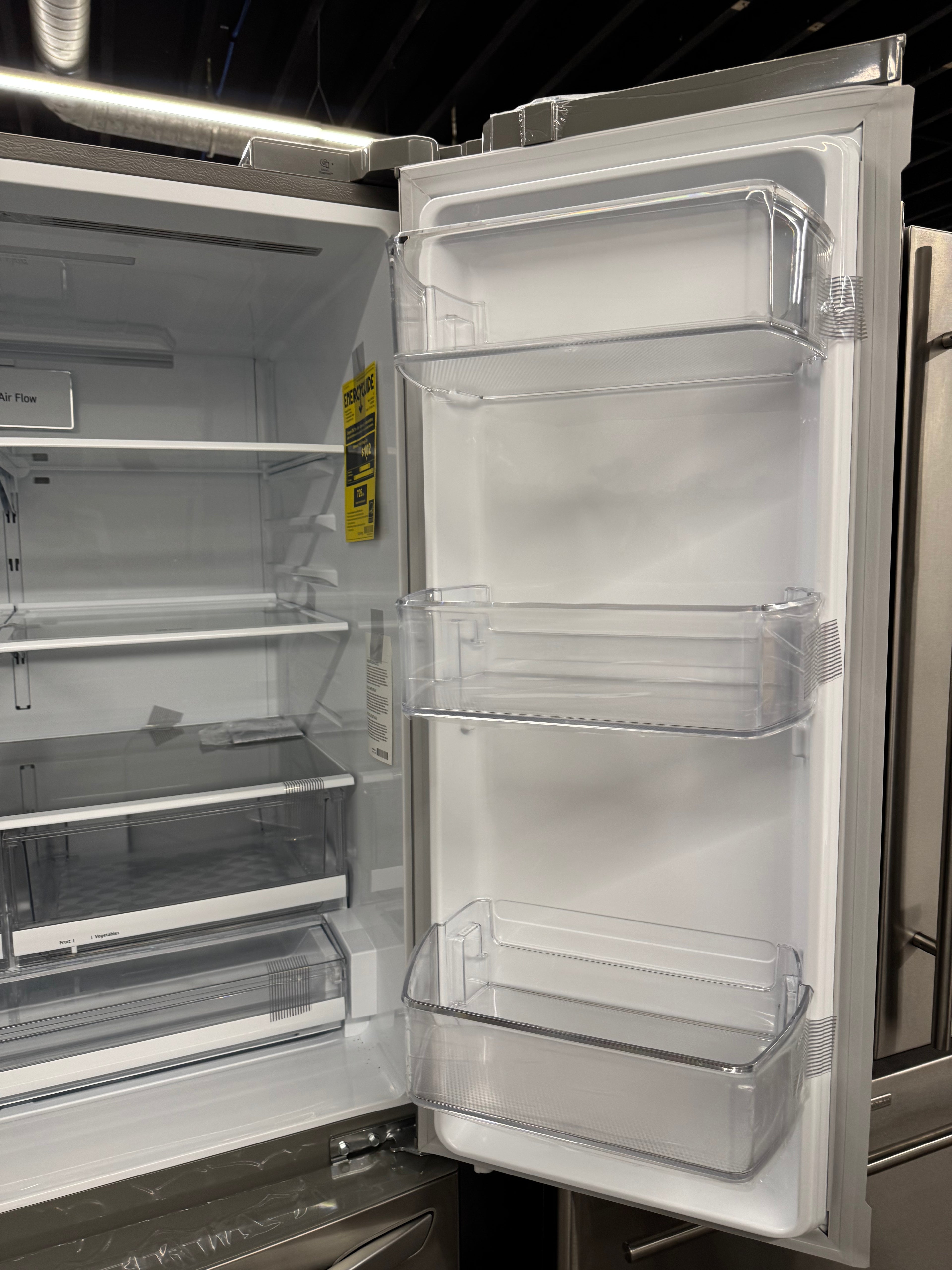 LG 36” French Door Fridge with Water Dispenser - LRFS28XBS (1 YEAR MANUFACTURER WARRANTY)