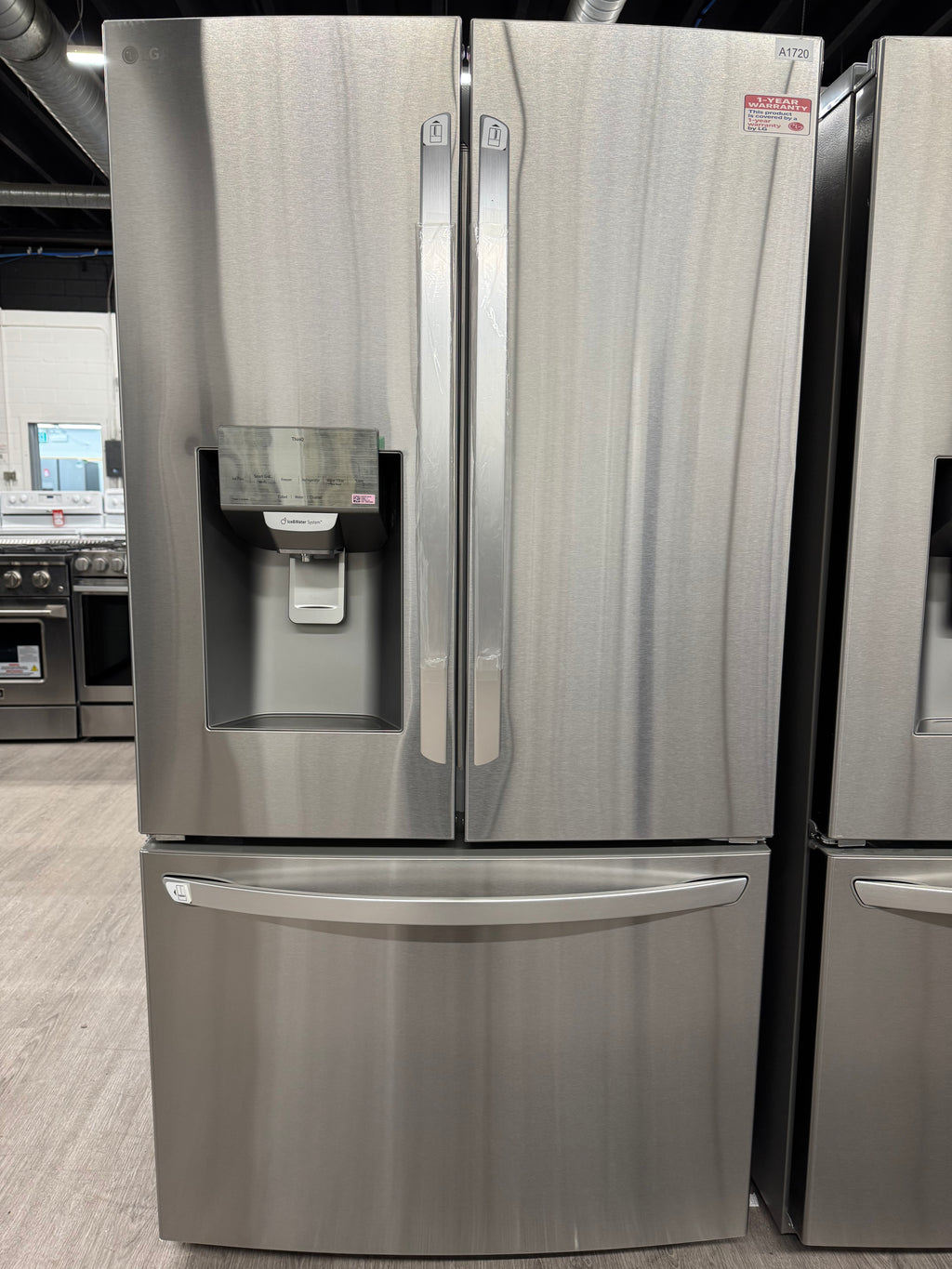 LG 36” French Door Fridge with Water Dispenser- LRFS28XBS (1 YEAR MANUFACTURER WARRANTY)