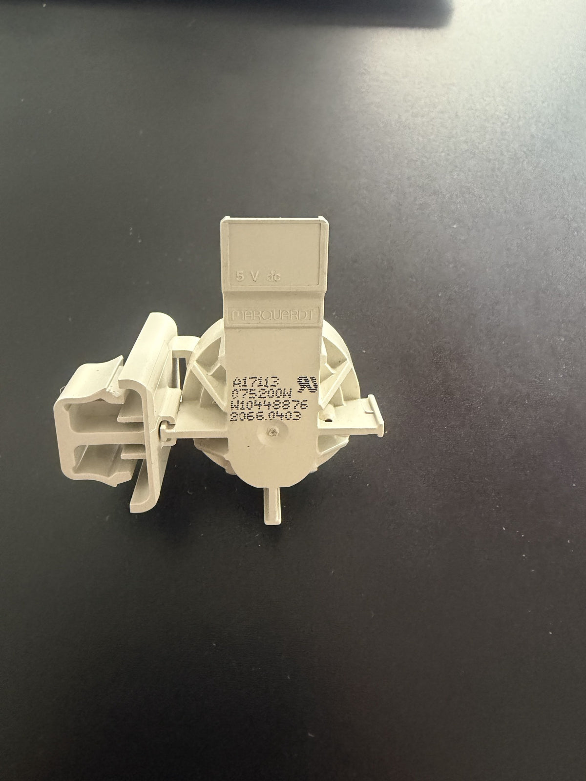 Amana Washer Water Level Pressure Switch W10448876 / WPW10448876