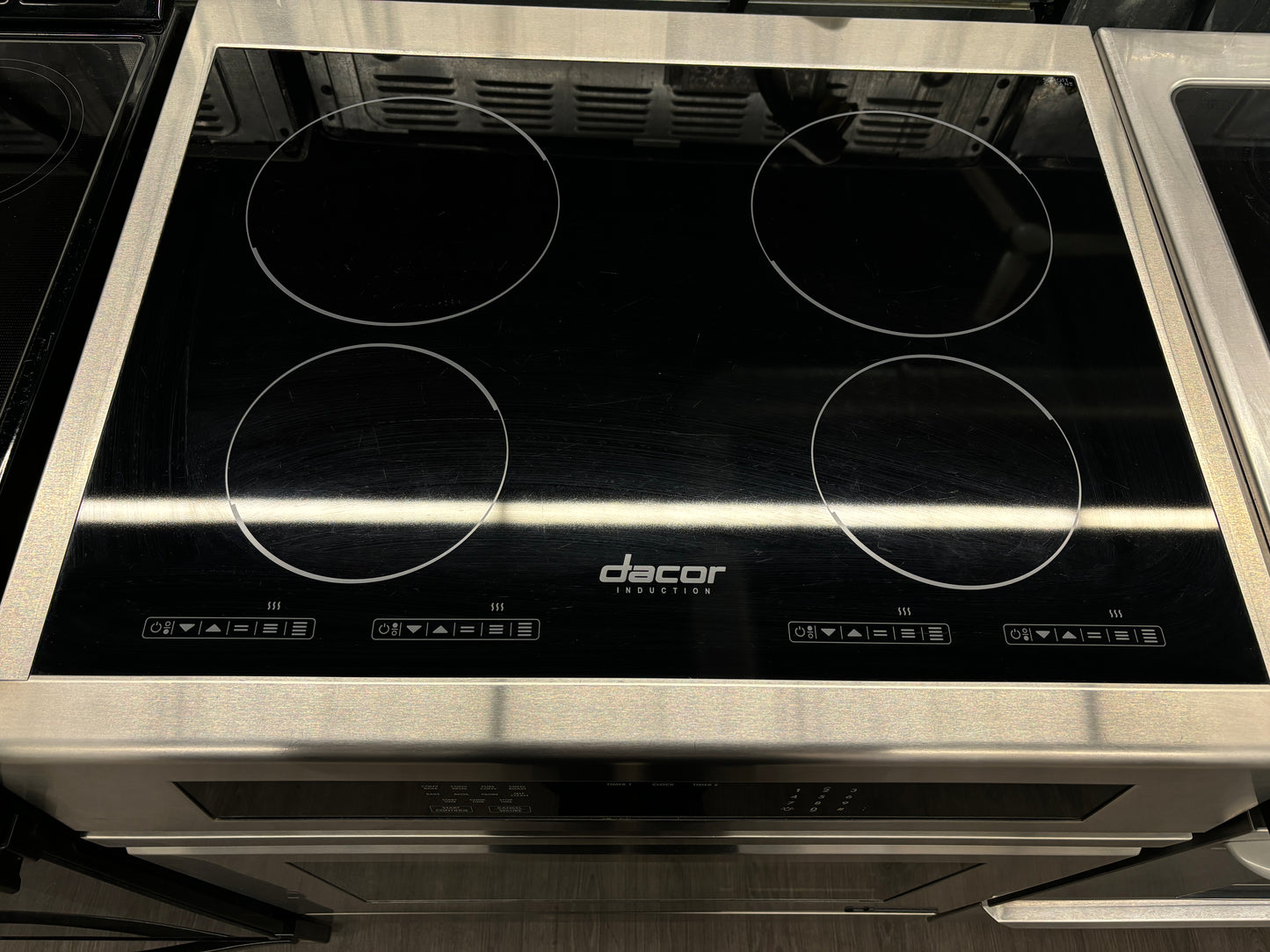 Dacor 30" Induction Slide-In Glass Top Range (RR30NIFS-C)