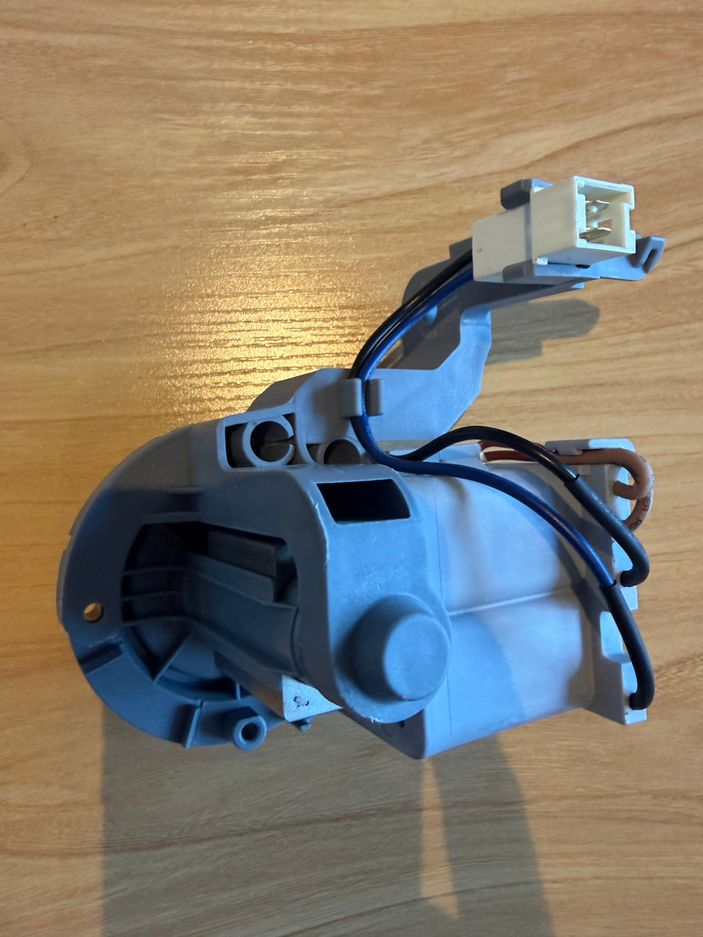 Washer drain pump motor W10425238 – view 4