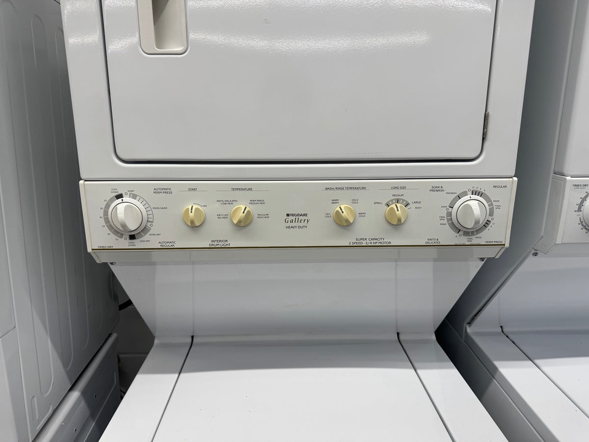 Frigidaire Gallery stacked washer dryer A2686 view 3