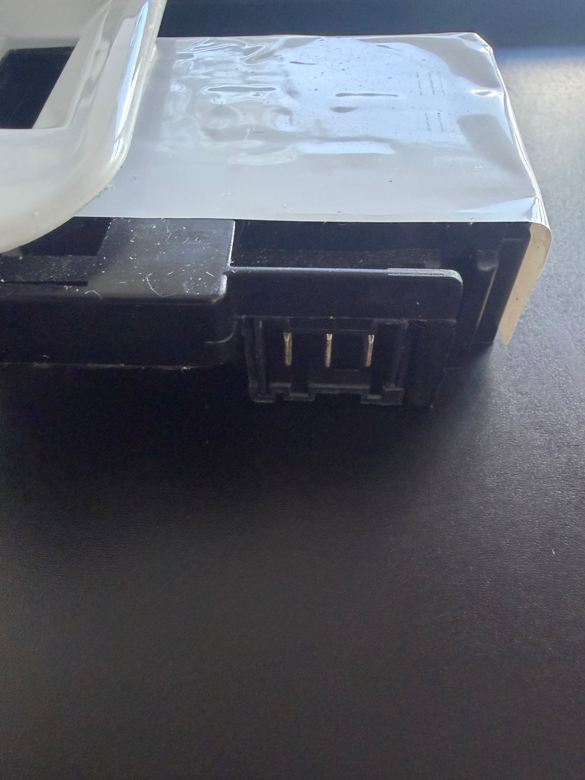 GE 233D2274P002 washer lid lock label view