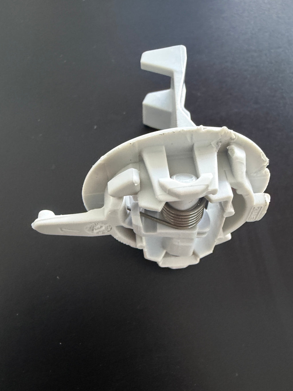 GE 233D2274P002 washer lid lock top view