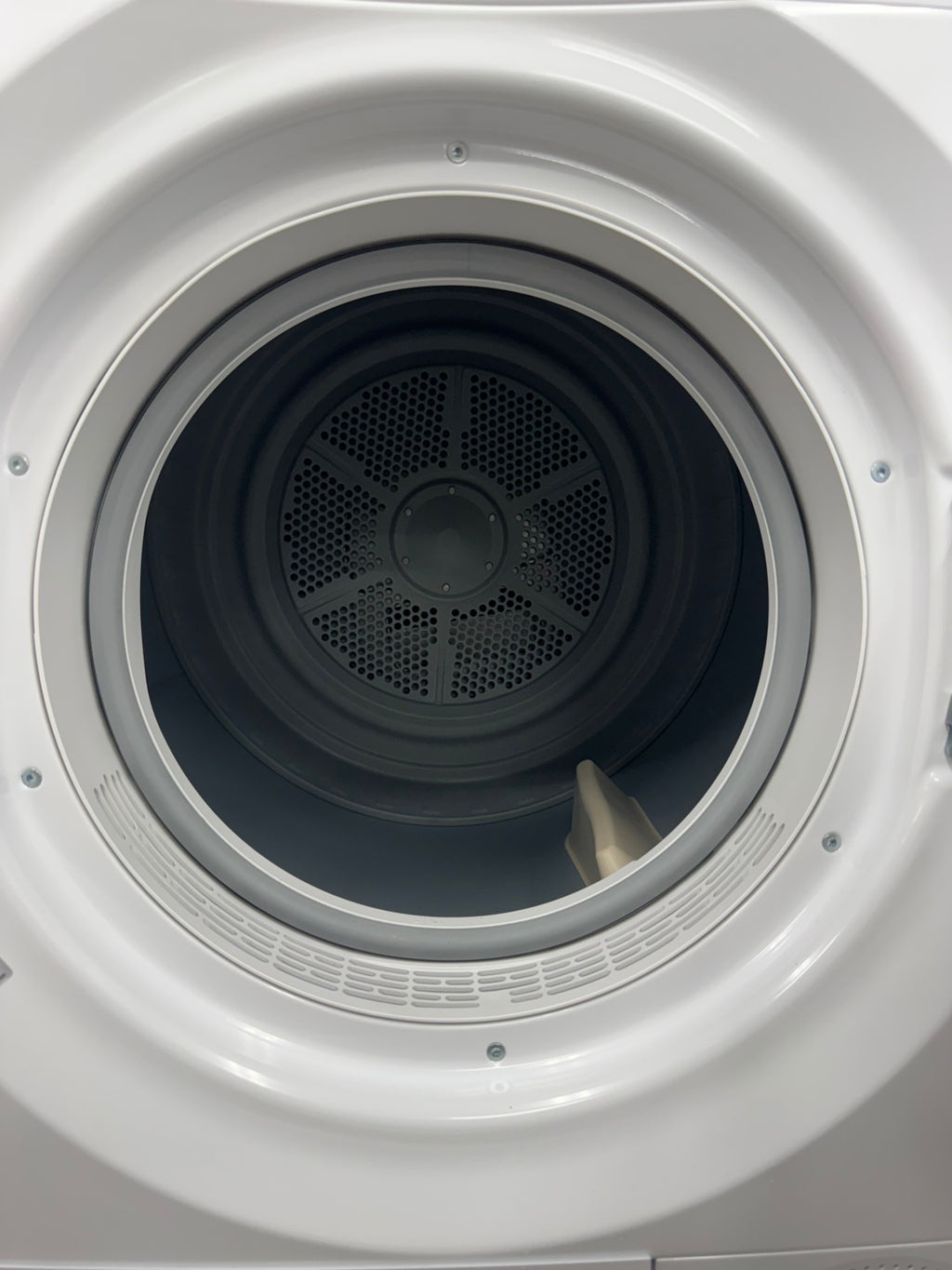 Open box Gorenje DE8B 24 inch ventless dryer Ottawa photo 4