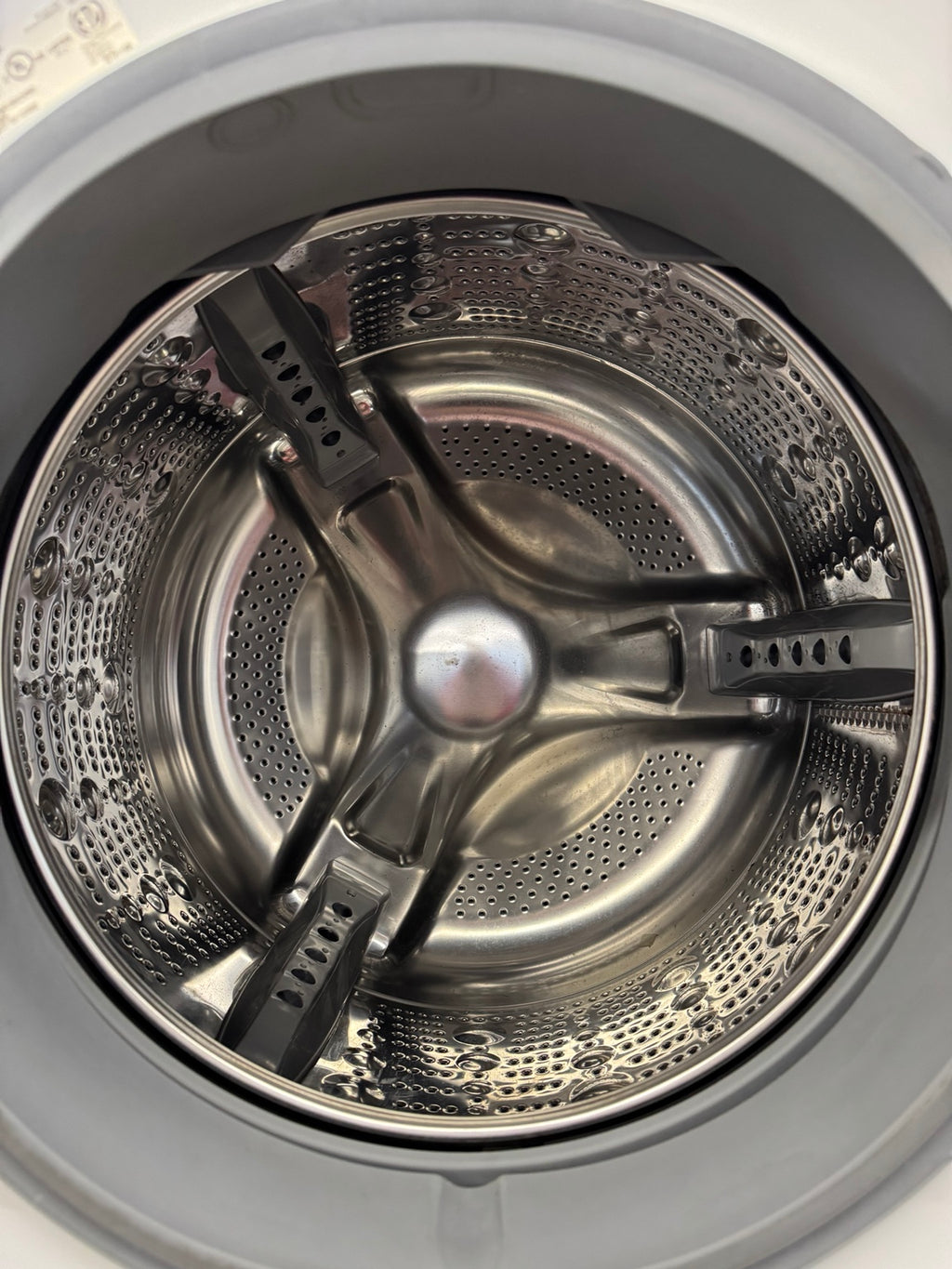 LG WM2050CW washer photo 5