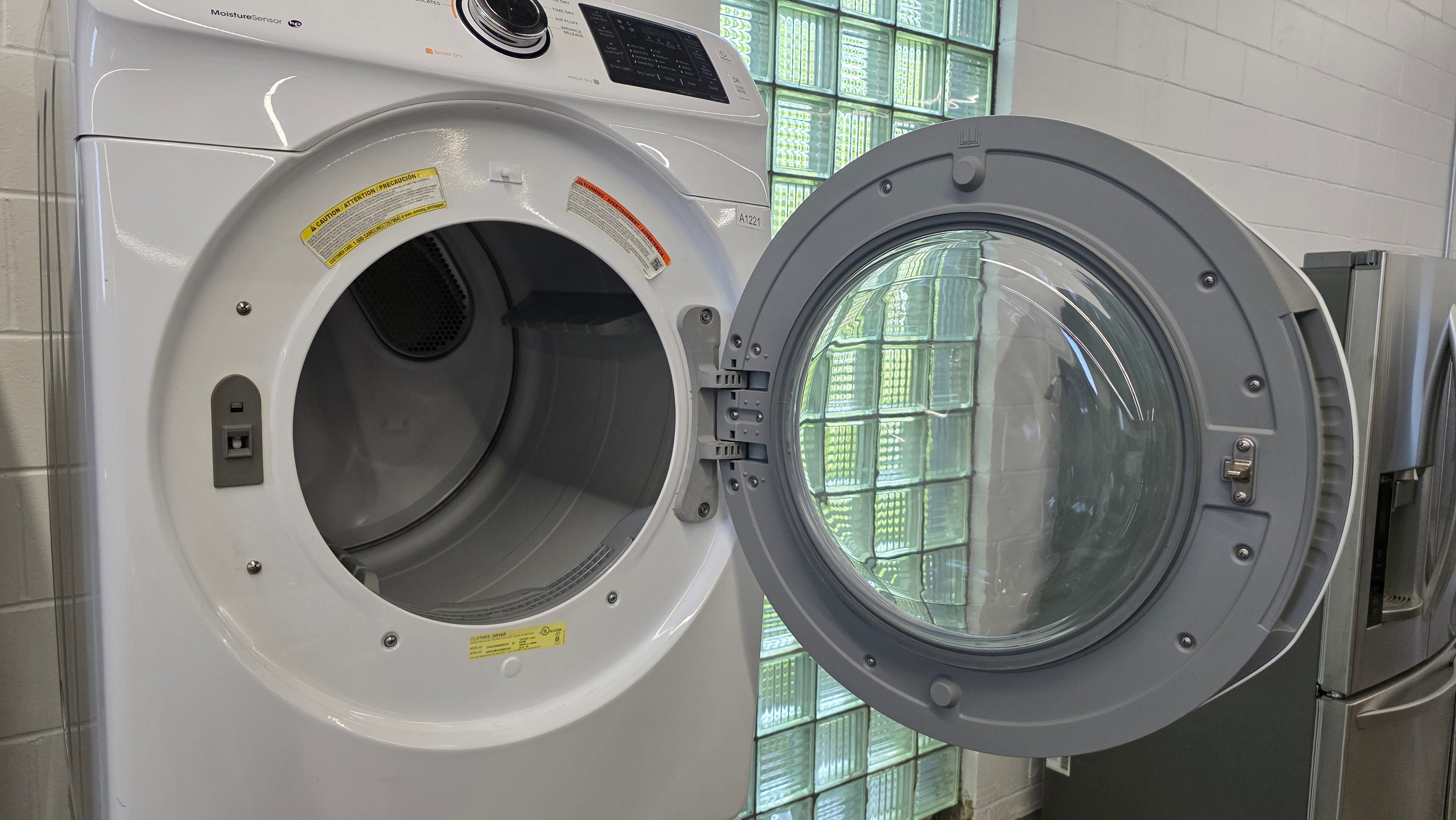 Samsung 27" Front Load Dryer- DV42H5000EW/AC 01