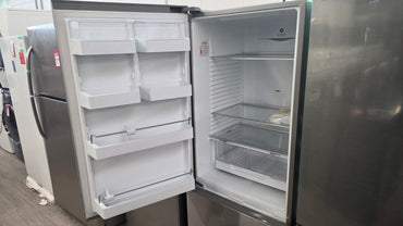 Open Box Fisher Paykel 25" Bottom Freezer Fridge RF135B