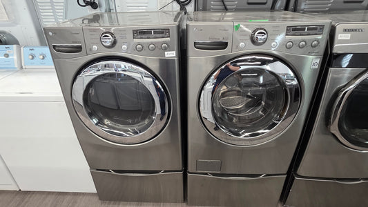 LG 27" Front Load Washer/Dryer Set with pedestal