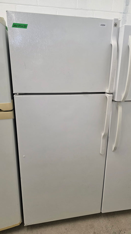 GE 28" Top Freezer Fridge- GTS18GBSFRWW