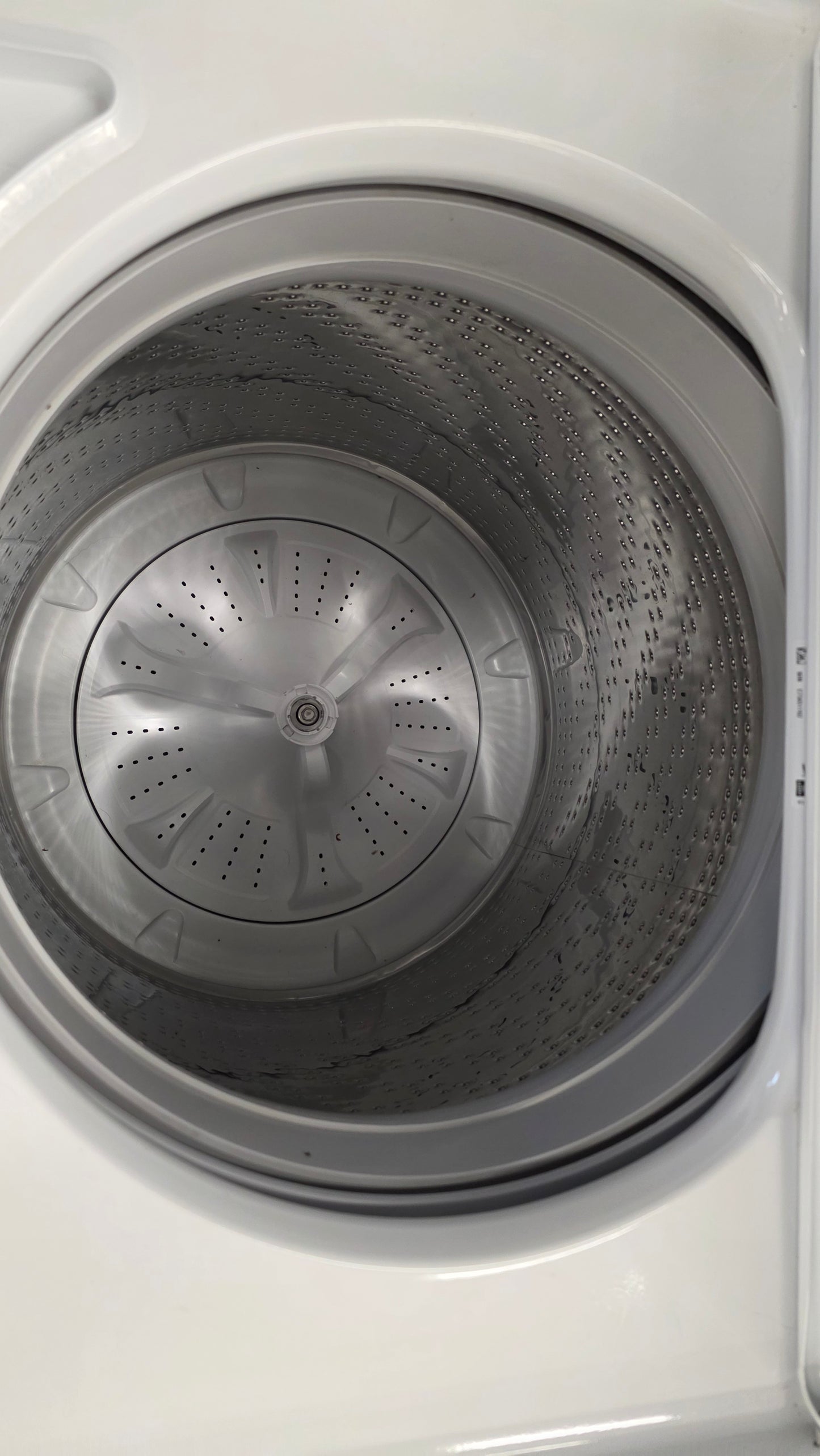 Maytag 27" Top Load Washer (Model MVWC465HW2)