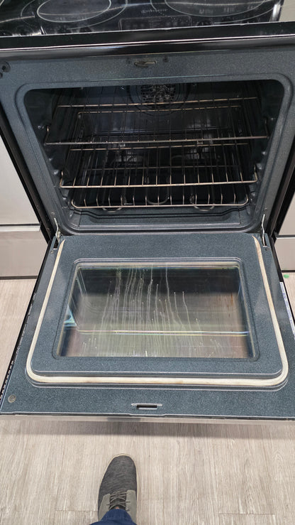Frigidaire 30" Glass Top Range CGLEF379