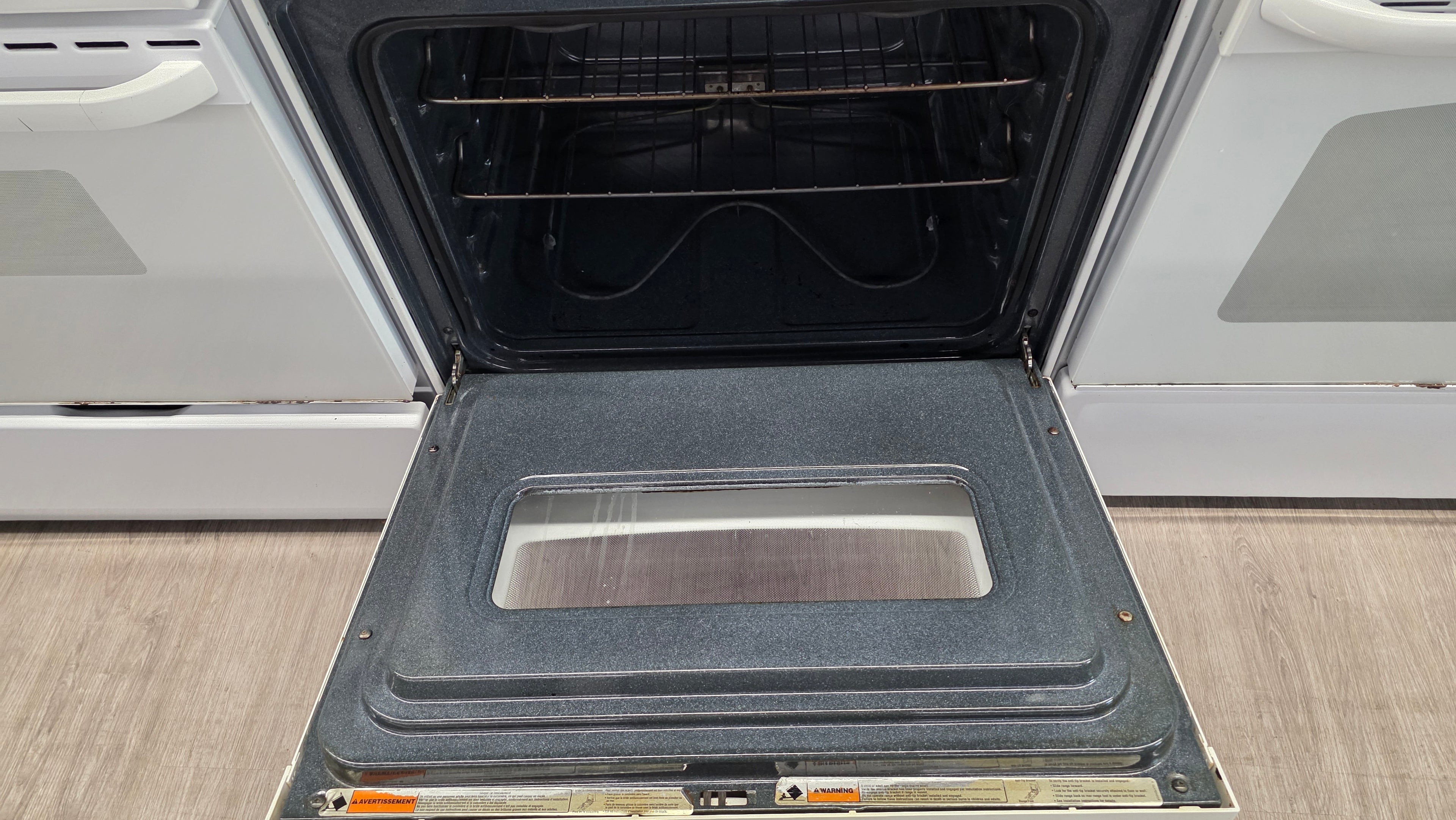 Amana - 30" Freestanding Coil Top Range - YACR3230BC0