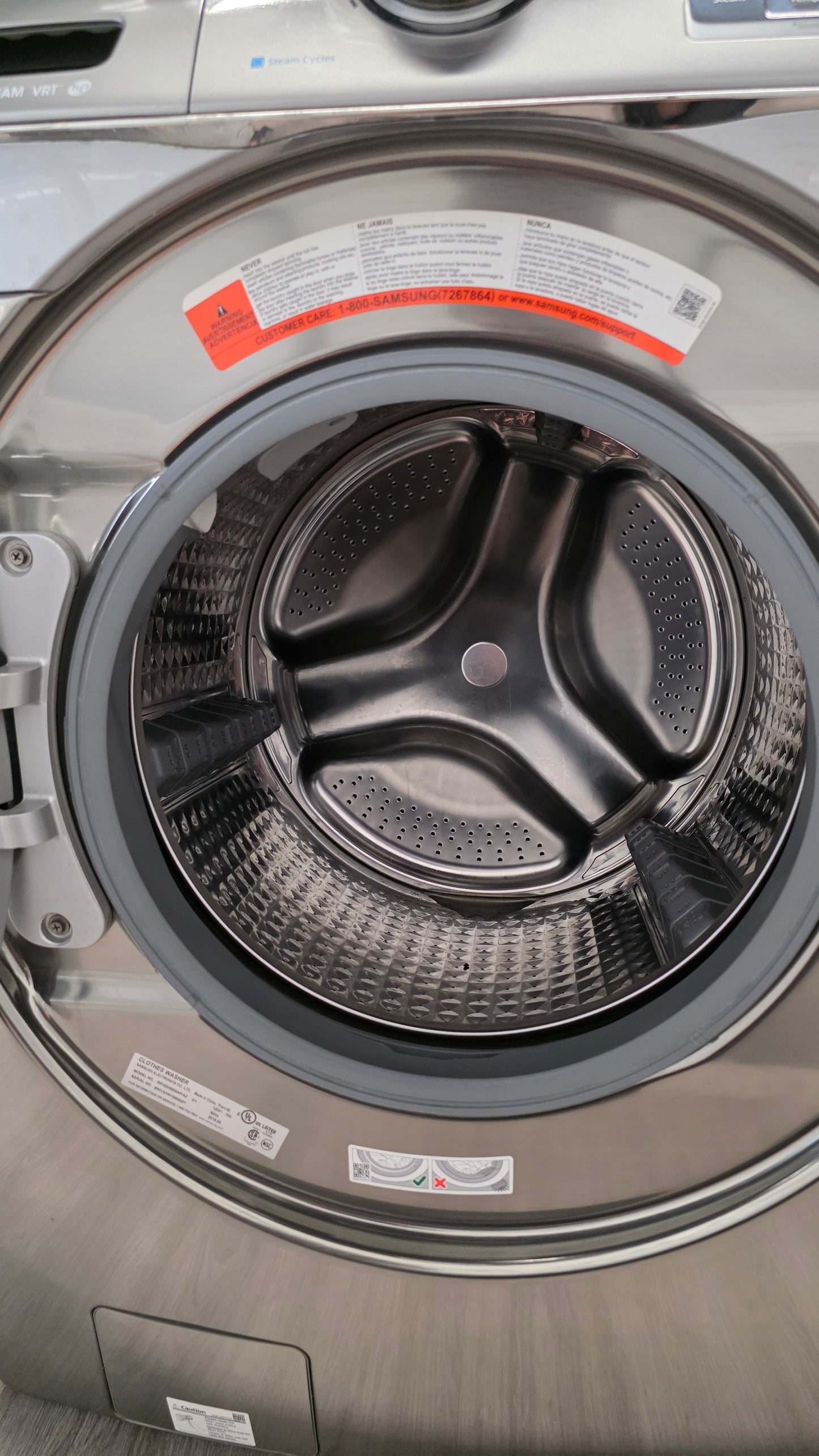 Samsung 27" Front Load Washer and Dryer Set