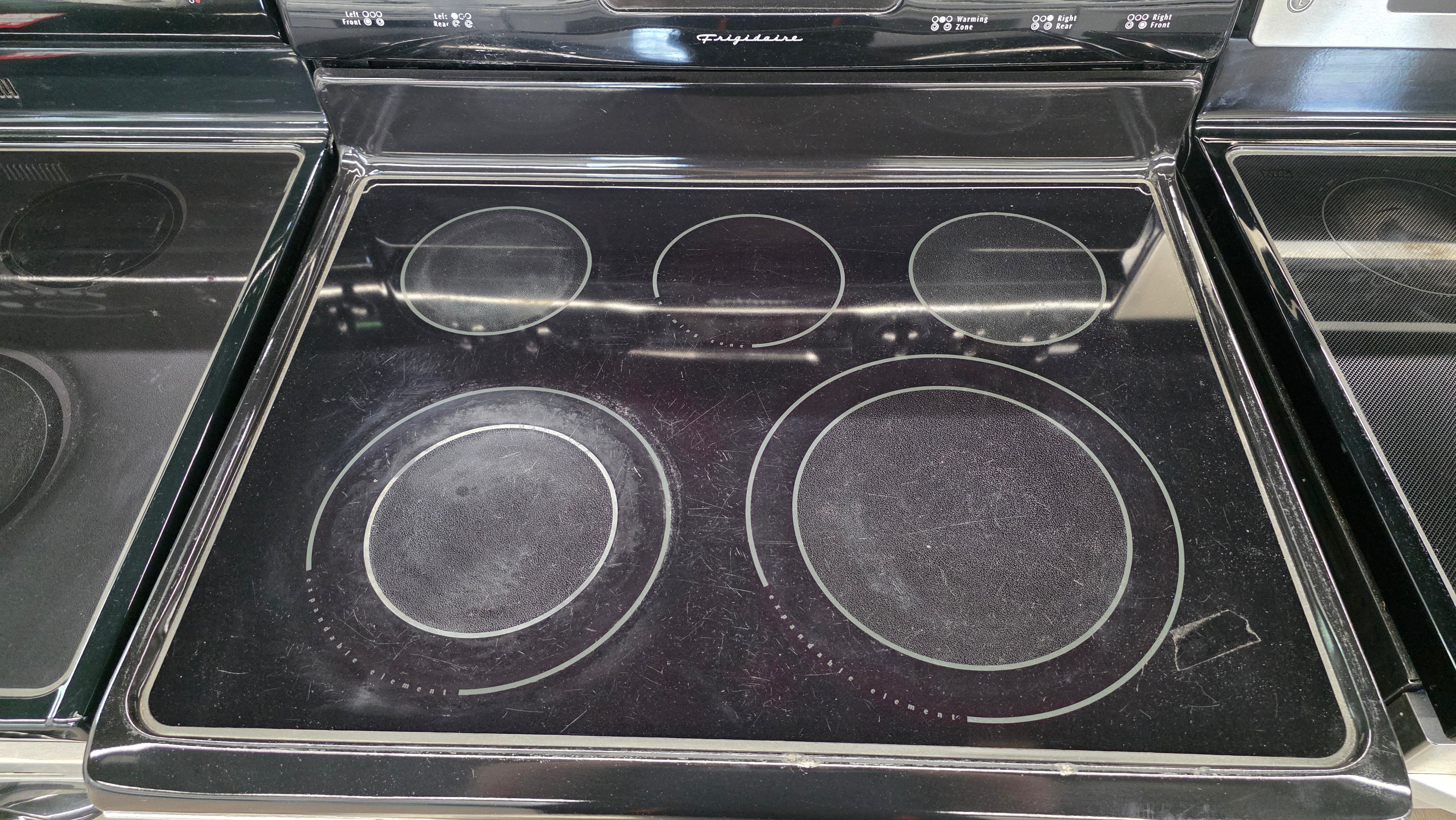 Frigidaire 30" Glass Top Range CGLEF379