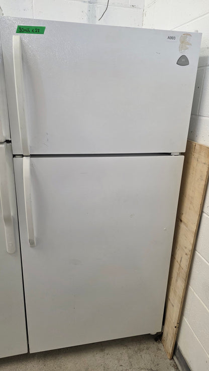 White-Westinghouse 30" Top Freezer Fridge- WRT8G3EWM