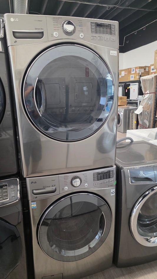 LG 27" Front Load Washer/Dryer Set- washer WM3770HVA /01 dryer DLEX3570V