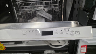 Open Box Whirlpool 24" White Dishwasher WDTA50SAKW2