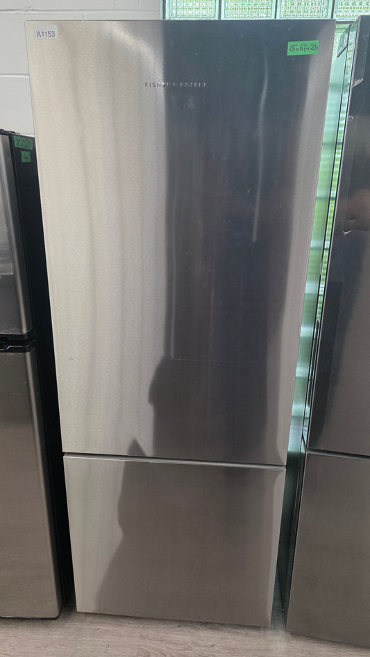 Open Box Fisher Paykel 25" Bottom Freezer Fridge RF135B