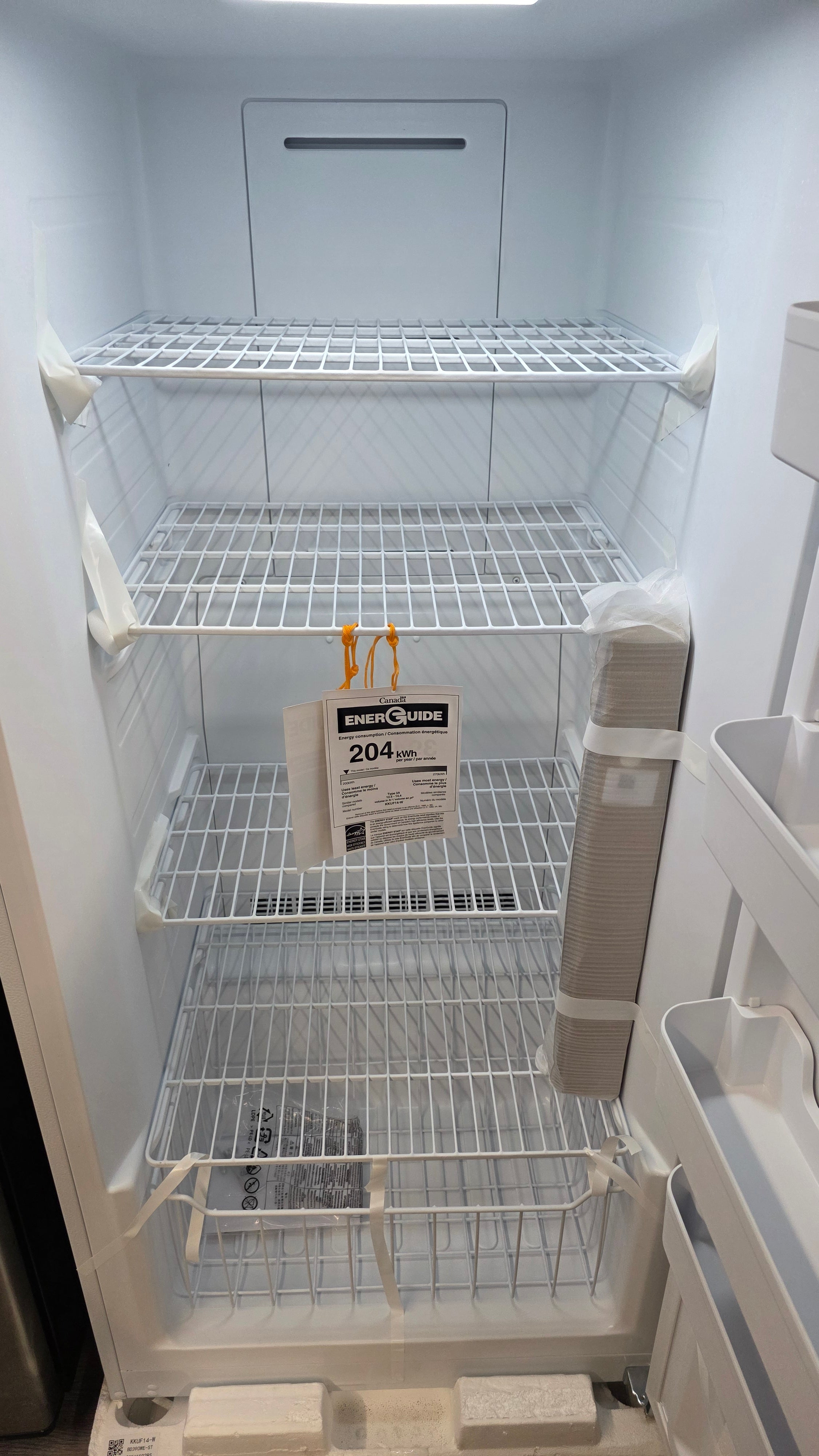 OPEN BOX-Kenmore 28" fridge/freezer Dual-Convertible Zones-KKUF14-W