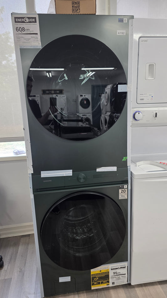 Open Box Samsung 27" Front Load Washer and Dryer Combo - washer WH46DBH550E dryer WH46DBH55OEF
