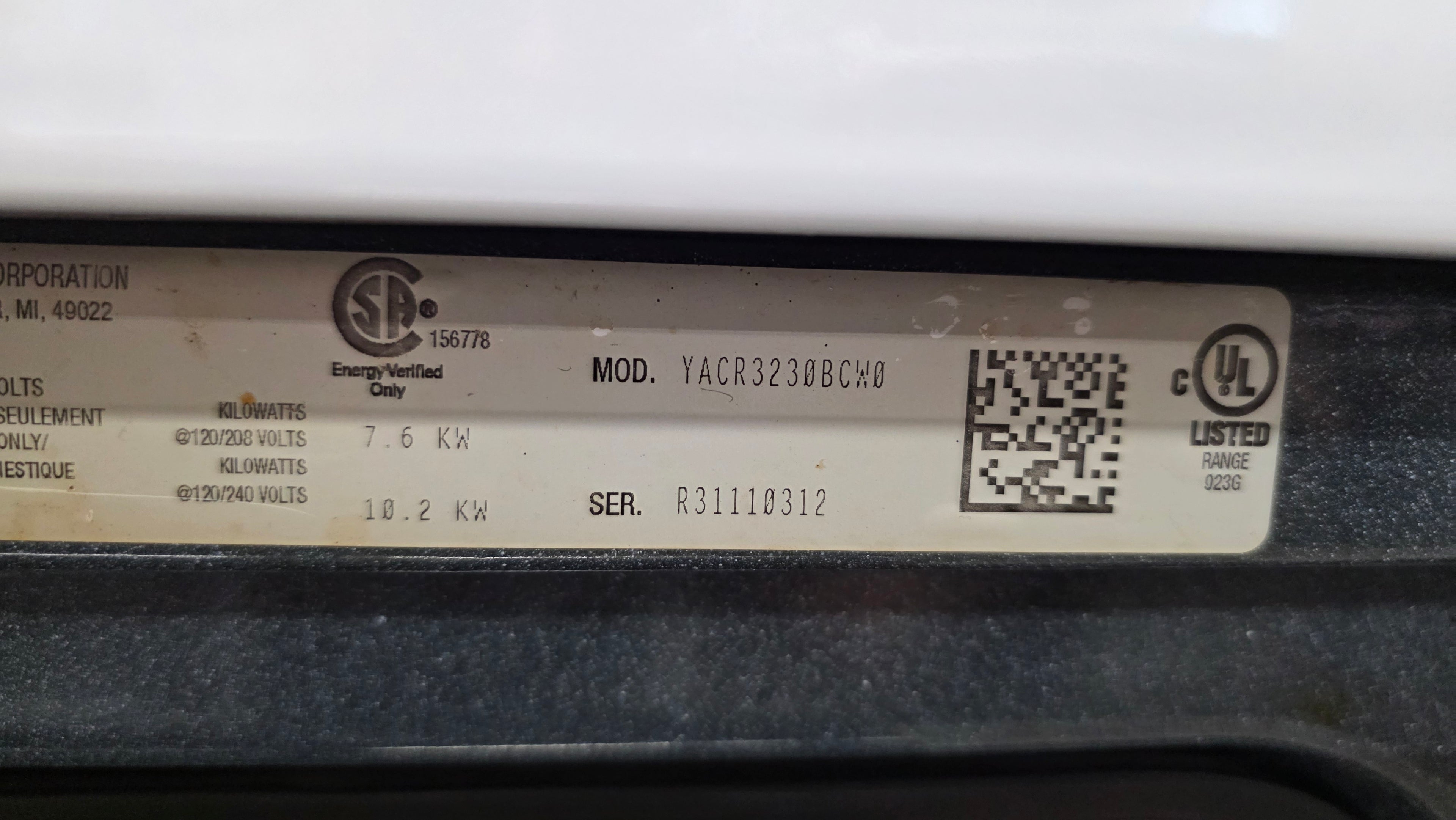 Amana - 30" Freestanding Coil Top Range - YACR3230BC0