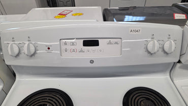 GE 30" White Coil Top Range- JCBP24ODM2WW