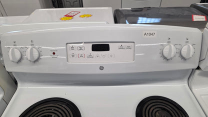 GE 30" White Coil Top Range- JCBP24ODM2WW