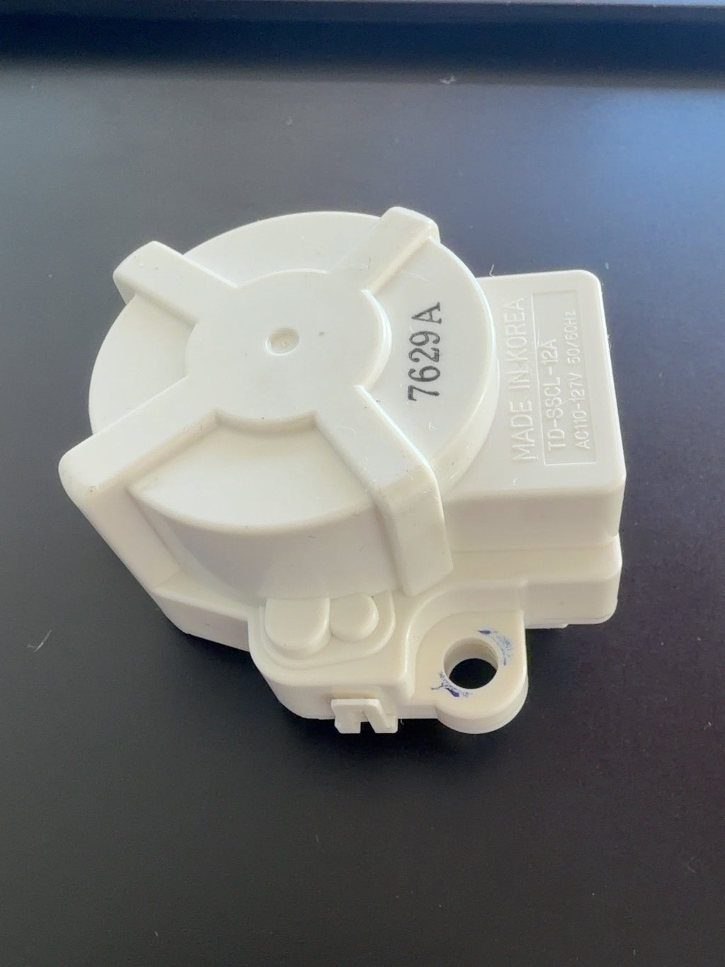 Samsung DC31-00090B drain clutch motor side view