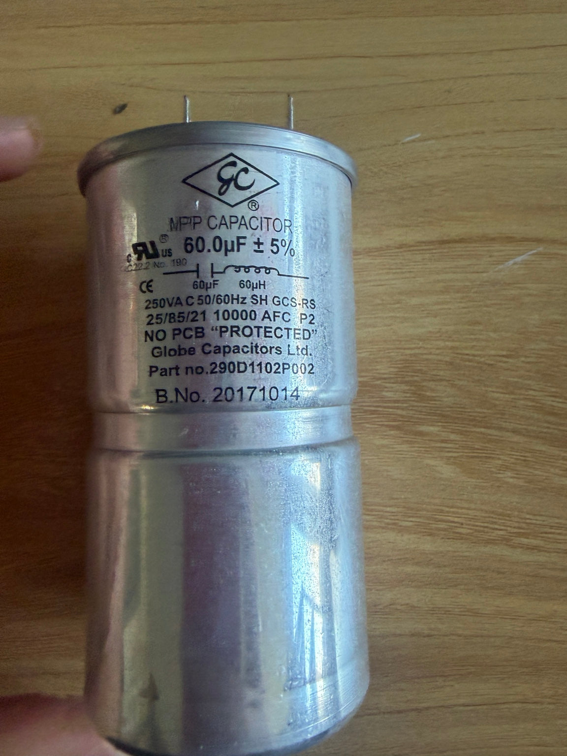 Used 60uF capacitor actual photo 1
