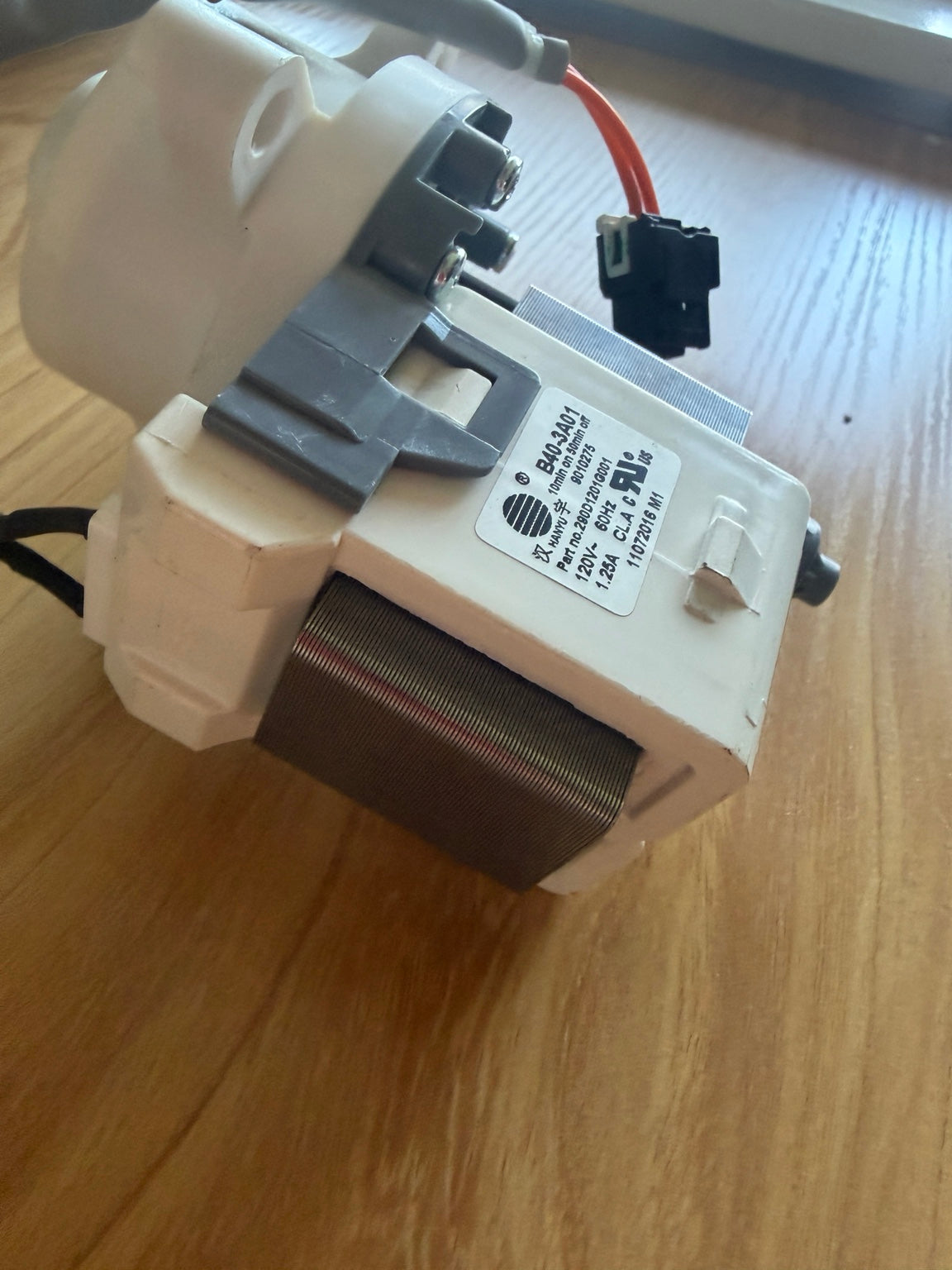 Used washer drain pump B40-3A01 actual photo 4