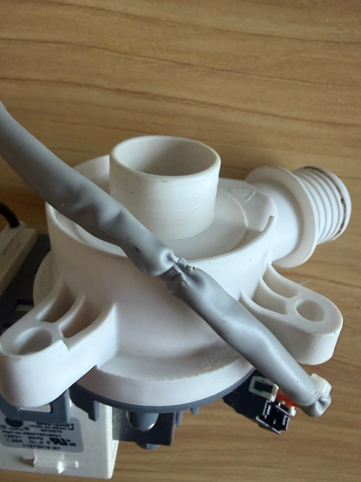 Used washer drain pump B40-3A01 actual photo 3